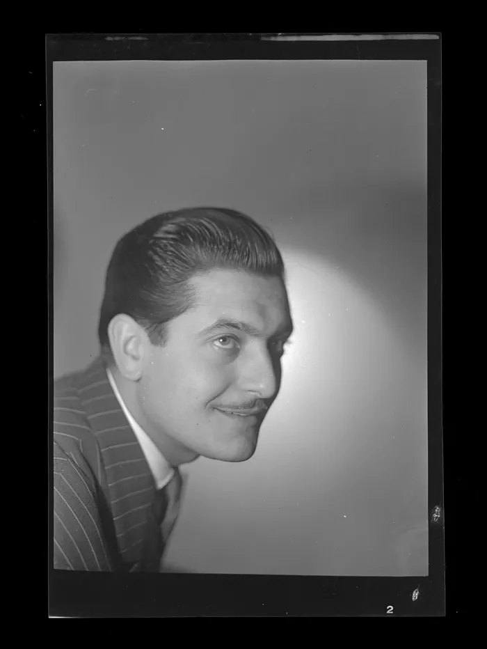 [Alberto Closas]  [fotografía] Alfredo Molina Lahitte.