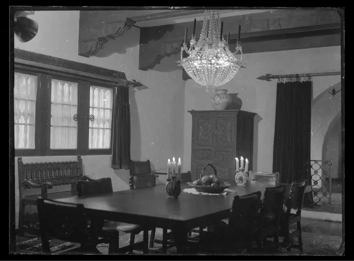 [Comedor de la residencia Linderos]  [fotografía] Alfredo Molina Lahitte.