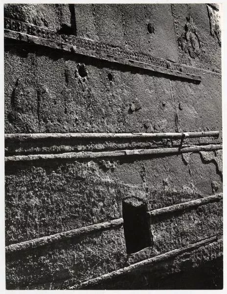 Barco viejo en Isla Tenglo  [fotografía] Domingo Ulloa.