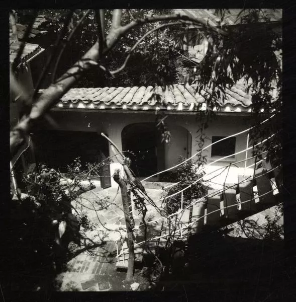 [Patio interior de "La Chascona"]  [fotografía]