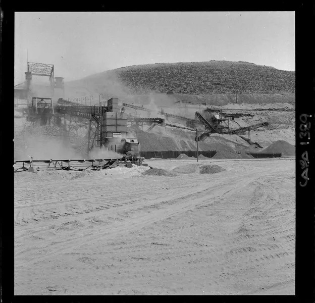Mina El Algarrobo  [fotografía] Luis Ladrón de Guevara.