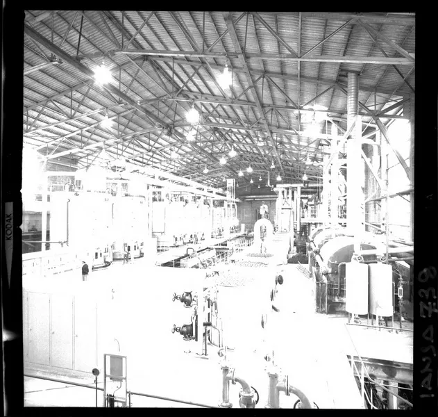 [Iansa (Chile) : Planta Curicó : Instalaciones interiores] [fotografía] Luis Ladrón de Guevara.