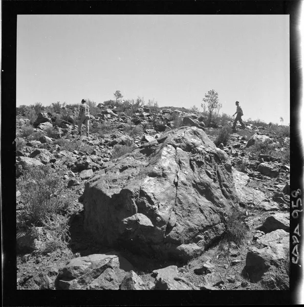 [Prospección minera, "El Algarrobo"]  [fotografía] Luis Ladrón de Guevara.
