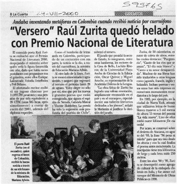 "Versero" Raúl Zurita quedó helado con Premio Nacional de Literatura  [artículo].
