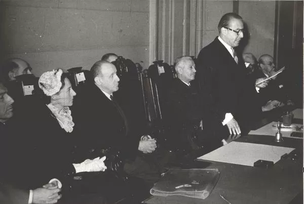 [Gabriel González Videla y Fernando Alessandri]  [fotografía].