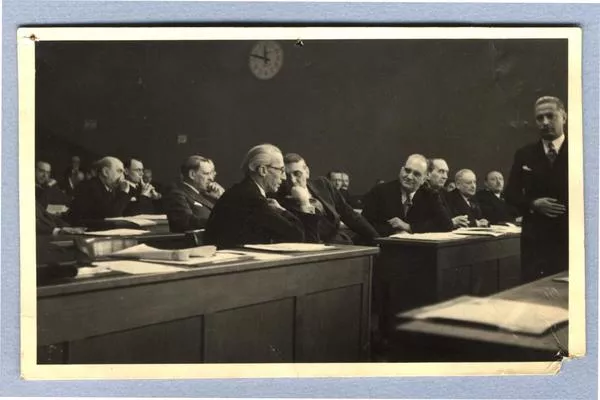 [Asamblea de la Sociedad de las Naciones para la Guerra del Chaco]  [fotografía].