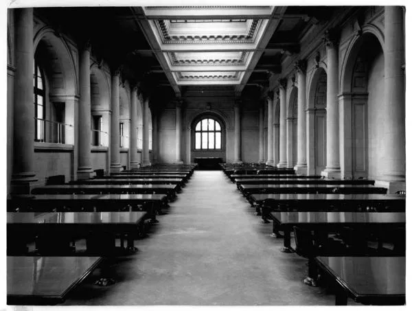 [Biblioteca Nacional. Salón de lectura Gabriela Mistral]  [fotografía].