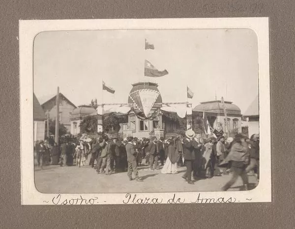 Osorno, Plaza de Armas  [Fotografía] Ricardo Jiménez.