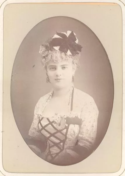 [Mujer no identificada]  [fotografía] Havre A. Leroy.