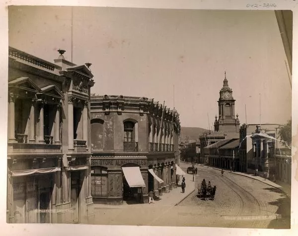 [Calle San Juan de Dios de Valparaíso  [fotografía] Fotografía Leblanc.