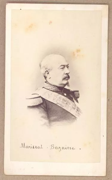 [Francois Achille Bazaine, retrato de medio cuerpo con uniforme]  [fotografía].