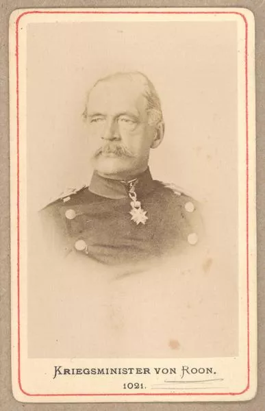 [Kriegsminister Albrecht Graf Von Roon, retrato de medio cuerpo con uniforme]  [fotografía].