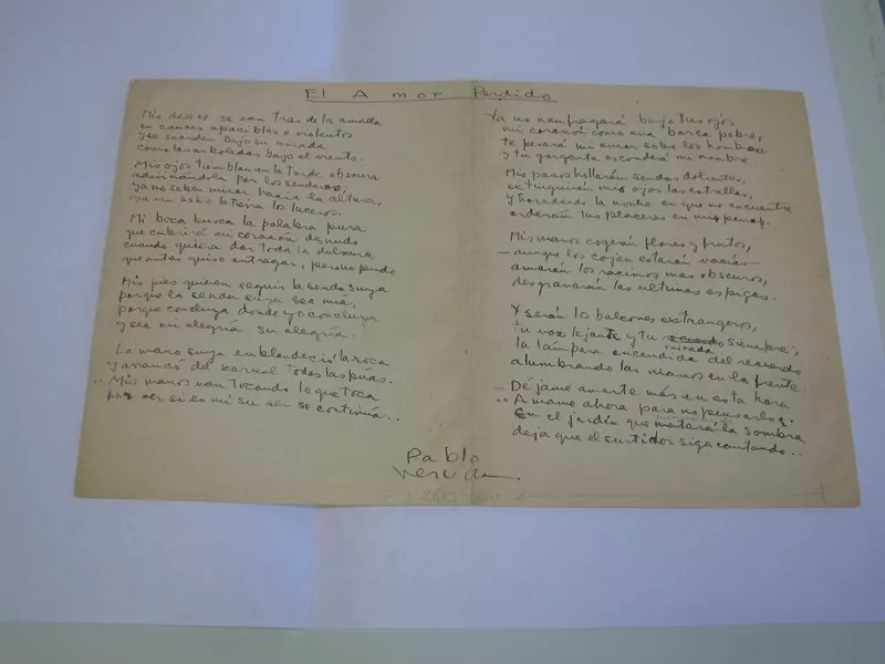 El amor perdido  [manuscrito] Pablo Neruda.
