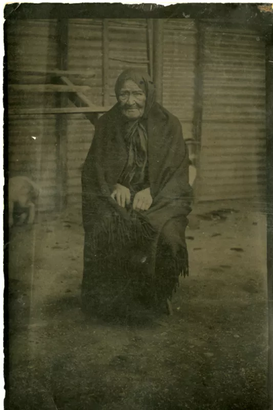 [Retrato de Isabel Villanueva]  [fotografía]