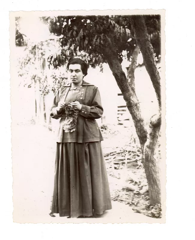 [Retrato de Gabriela Mistral en Los Andes]  [fotografía].