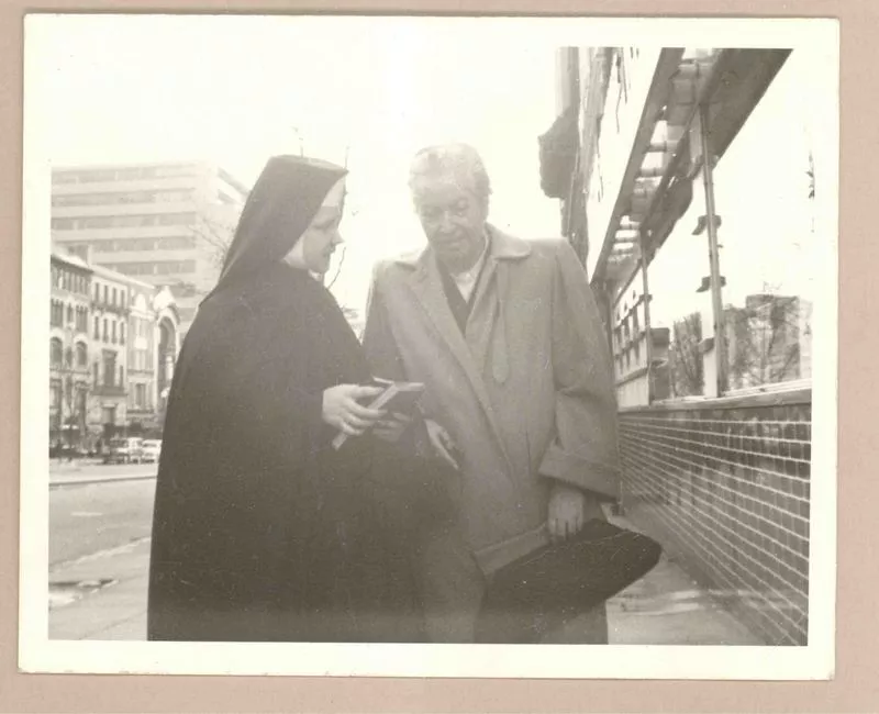 [Gabriela Mistral]  [fotografía].