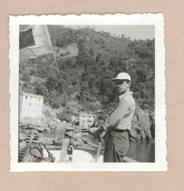 [Hombre en Italia]  [fotografía].