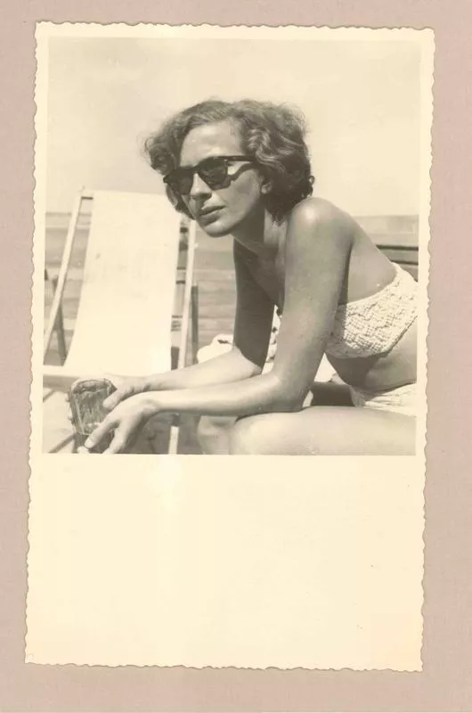 [Amiga de Doris Dana en Italia]  [fotografía].