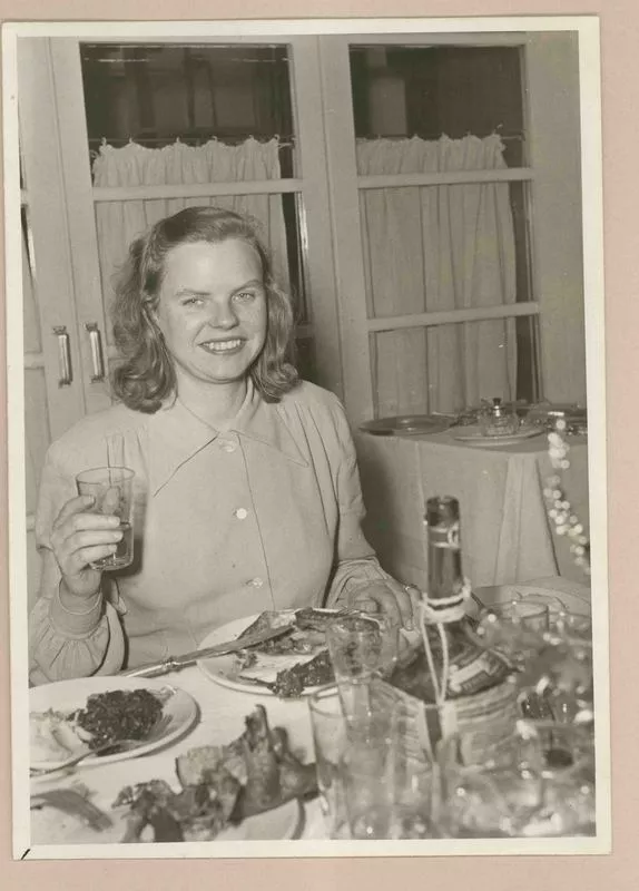 [Amiga de Doris Dana en Italia]  [fotografía].