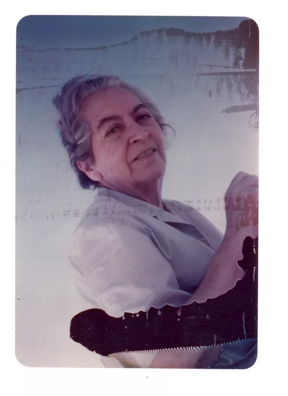 [Gabriela Mistral en Nueva York]  [fotografía].