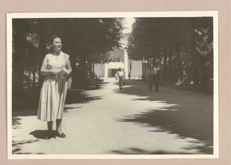 [Marina Nuñez del Prado en Italia]  [fotografía].