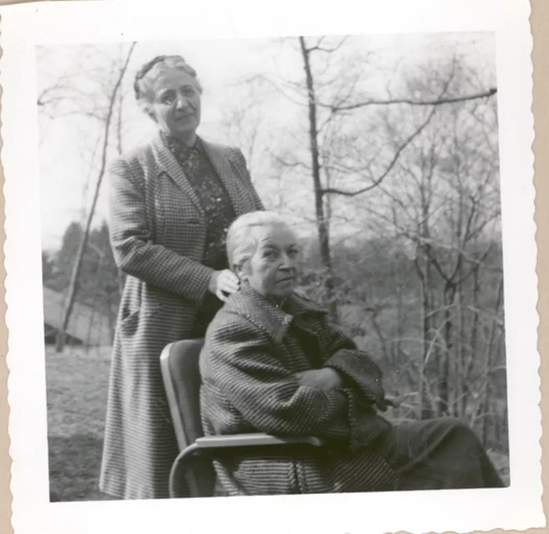 [Gabriela Mistral en Nueva York]  [fotografía].