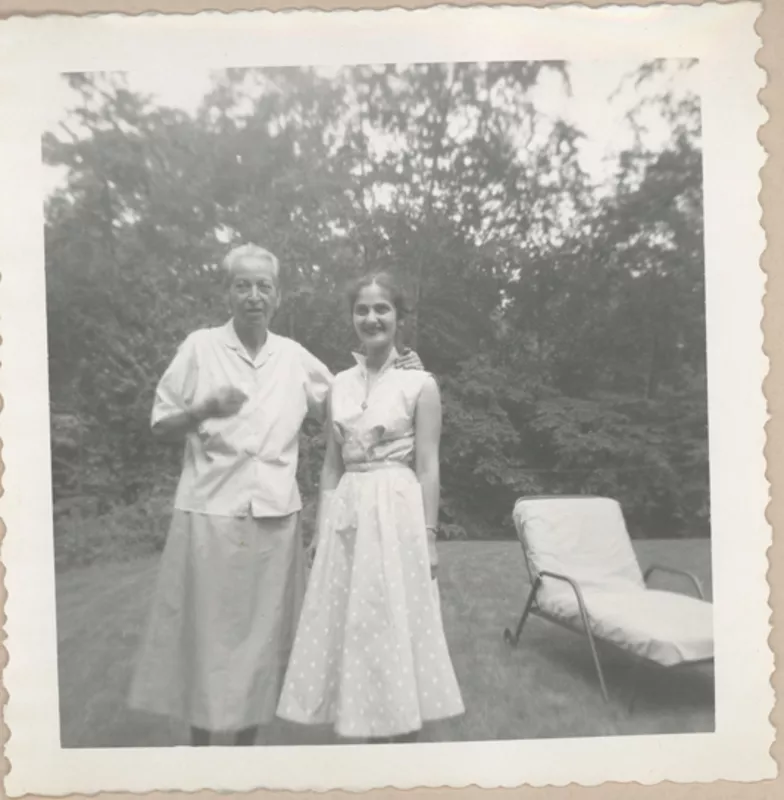 [Gabriela Mistral en Nueva York]  [fotografía].