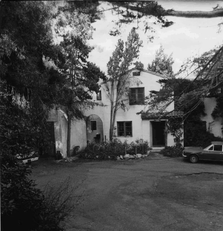 [Casa de Santa Bárbara]  [fotografía].