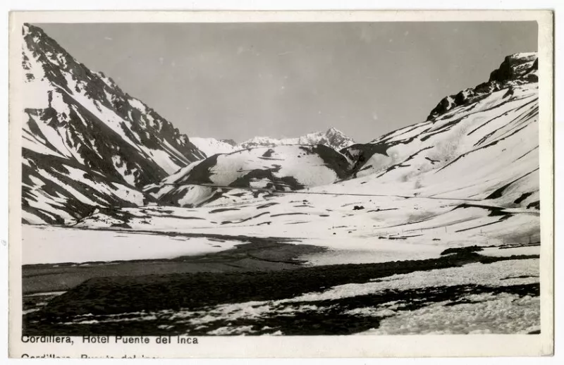 Cordillera, Hotel Puente del Inca  [fotografía].