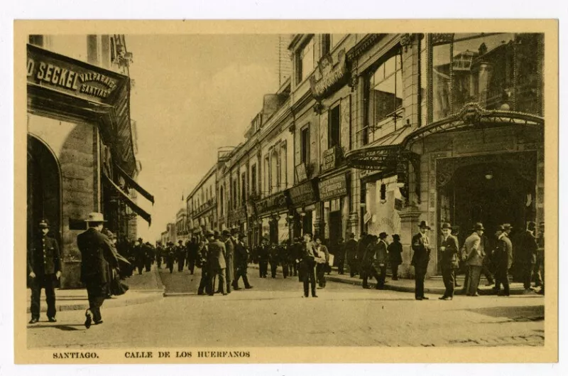 Santiago. Calle de Los Huerfanos (Chile)  [fotografía] Hume y Walker