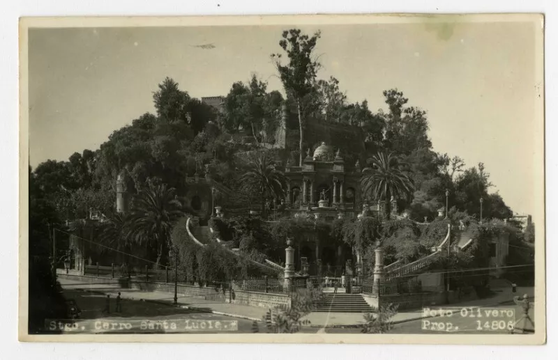 Santiago. Cerro Sta. Lucía  [fotografía] Foto Olivero.