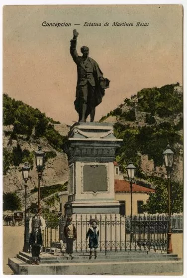 Concepcion - Estatua de Martinez Rosas  [fotografía].