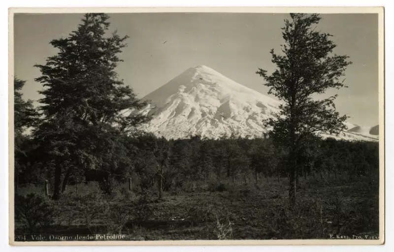 204. Volc. Osorno desde Petrohue  [fotografía] E. Karl.