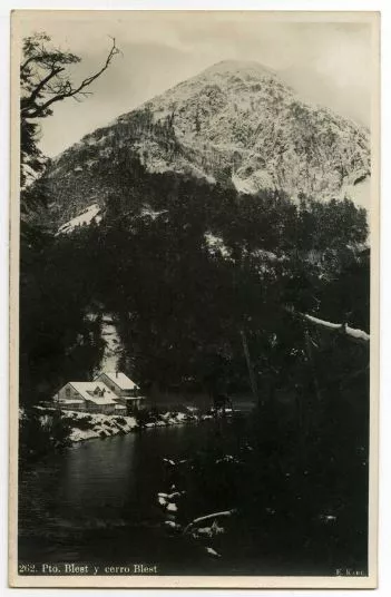 262. Pto Blest y cerro Blest  [fotografía] E. Karl.