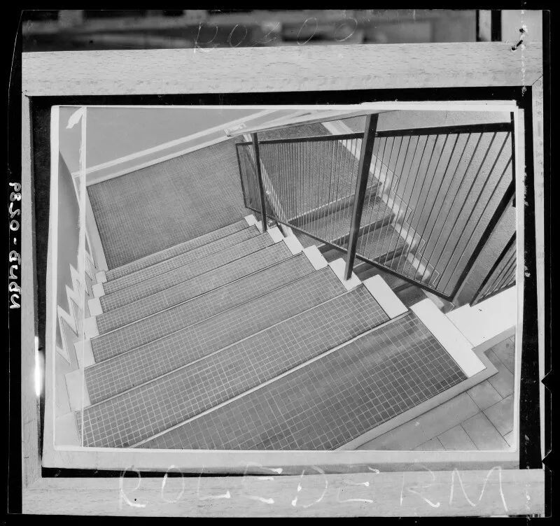 [Escalera]  [fotografía] Antonio Quintana.