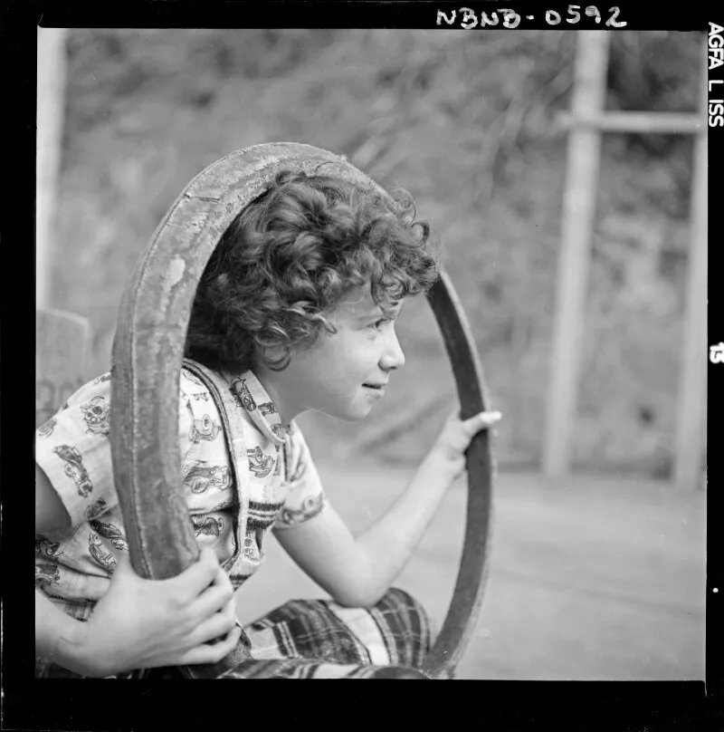 [Retratos de dos niños]  [fotografía] Antonio Quintana.