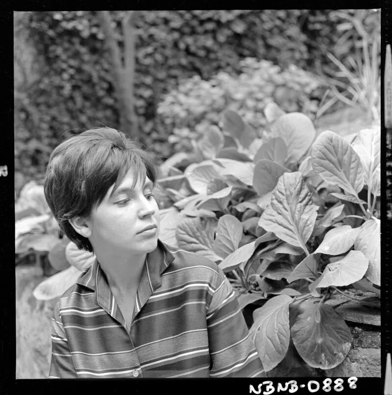 [Retratos de una joven]  [fotografía] Antonio Quintana.