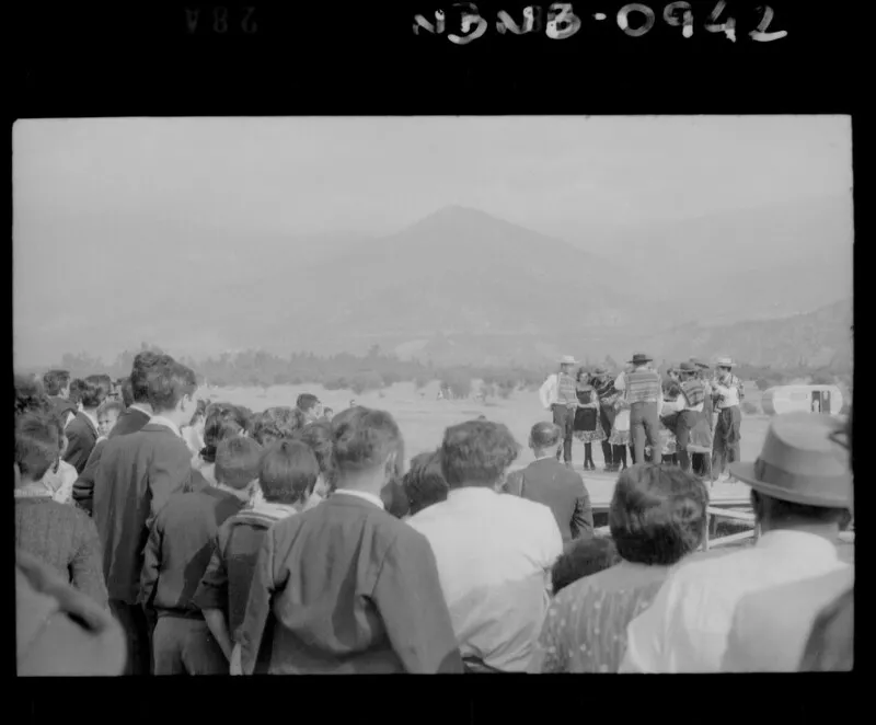 [Actividades en el campo]  [fotografía] Antonio Quintana.