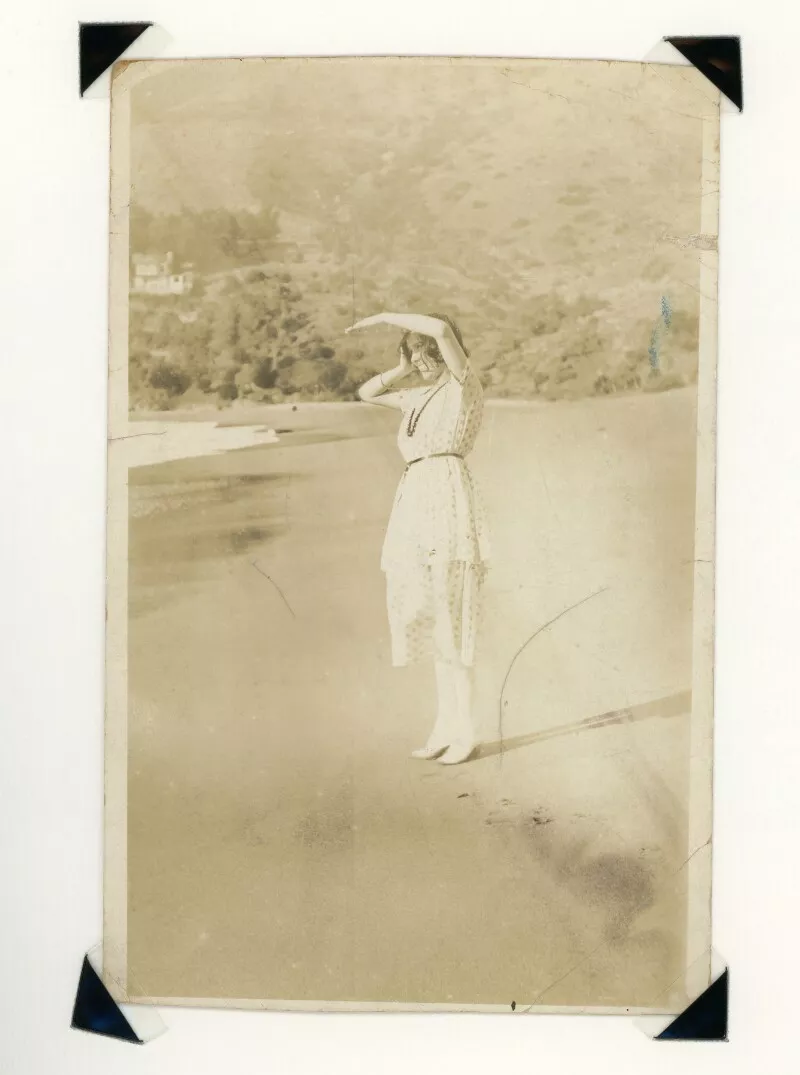 [Dolores López de Haro Lizarrituri]  [fotografía].