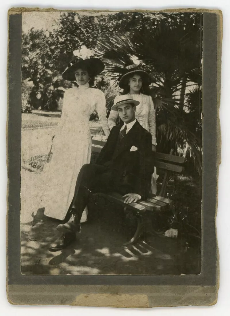 Nena, Alfonso y Adelina Casanova Vicuña; Nov. 1911, Santiago  [fotografía].