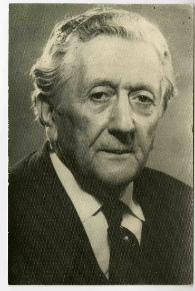 Edgardo Garrido Merino  [Fotografía].