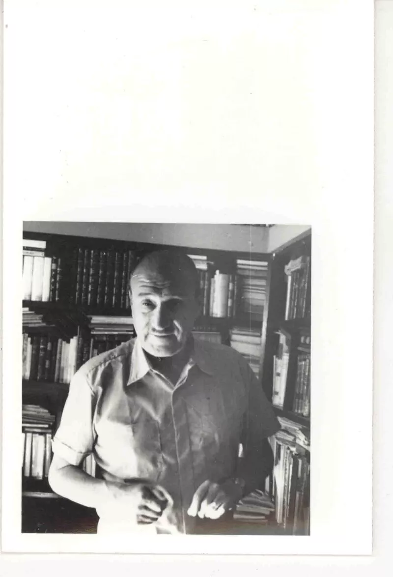 Enrique Gómez Correa  [Fotografía].