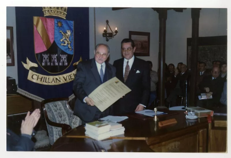 Pedro Lastra  [fotografía].