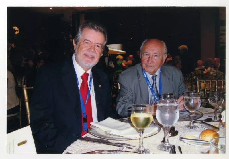 Pedro Lastra y José Luis Vega  [fotografía].