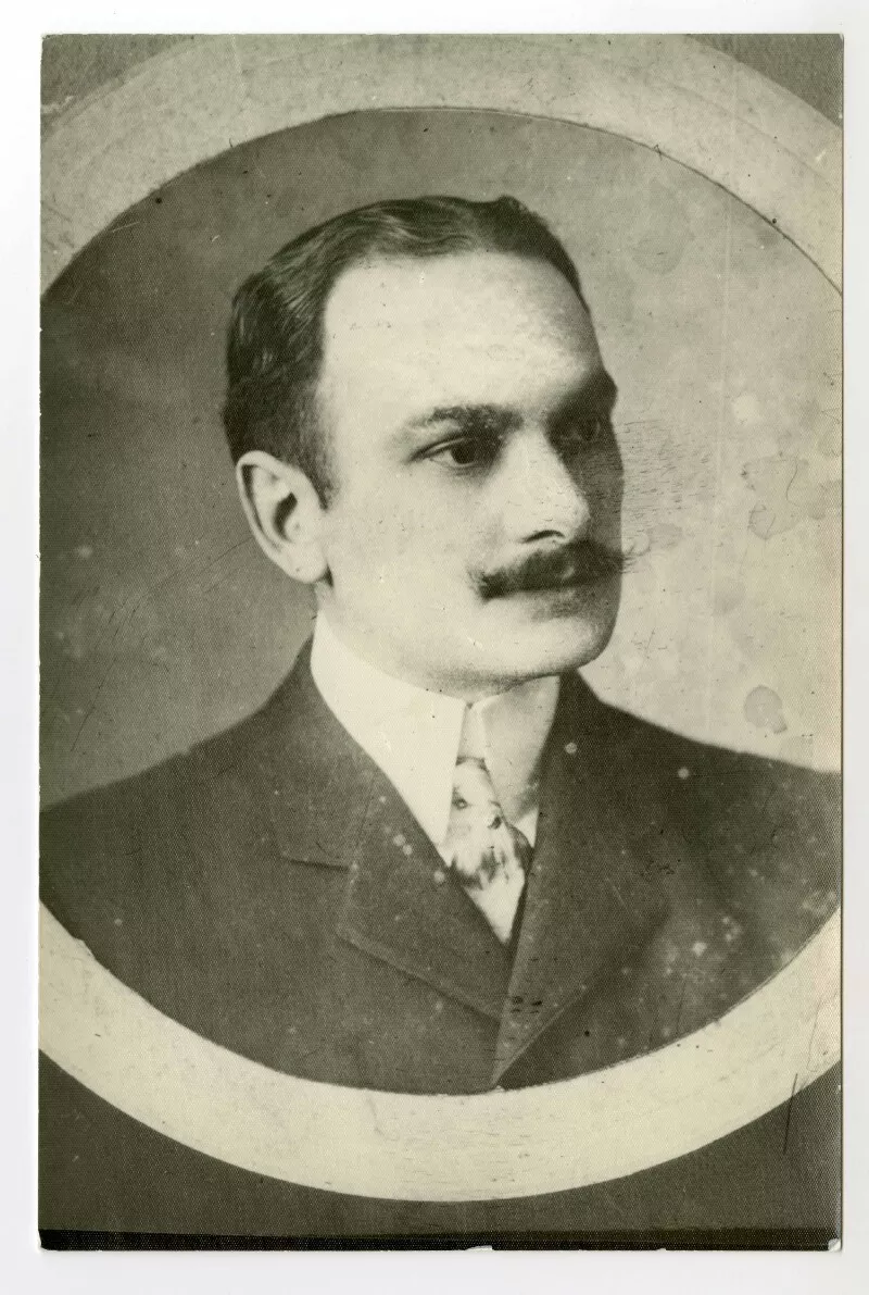 Alberto Mauret Caamaño  [fotografía].