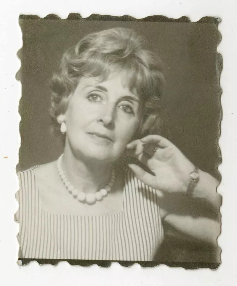María Merani Isolabella  [fotografía].