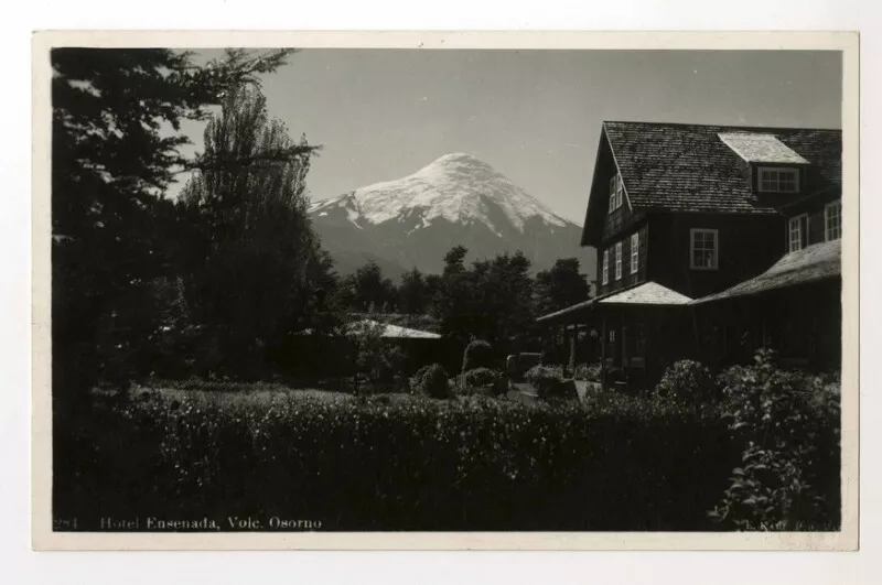 Hotel Ensenada de Osorno  [fotografía]. Ernst Karl.