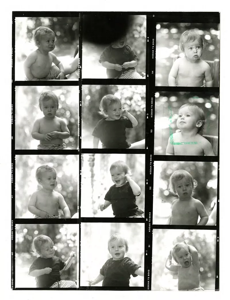 [Pequeño niño, en diversas escenas]  [fotografía] Bob Borowicz.