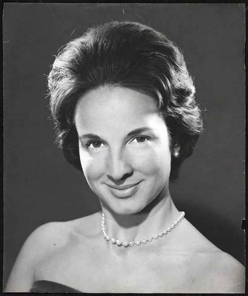Doña Pilar Larraín  [fotografía] Bob Borowicz.
