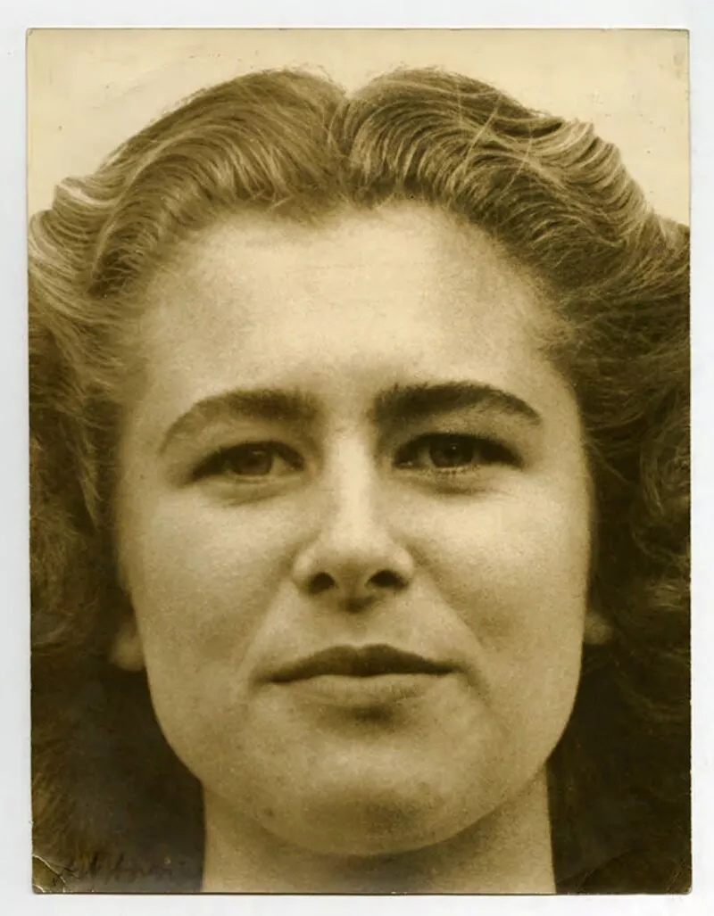Mary Rose Mac Gill  [fotografía] Bob Borowicz.